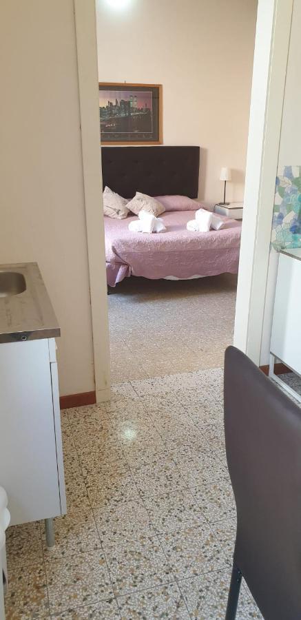 مونتيكاتيني تيرمي B&B Central Toma المظهر الخارجي الصورة