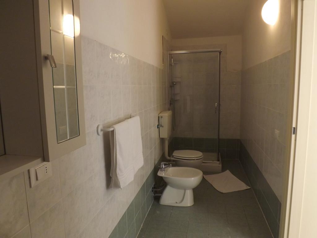 مونتيكاتيني تيرمي B&B Central Toma المظهر الخارجي الصورة