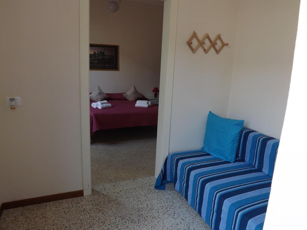 مونتيكاتيني تيرمي B&B Central Toma المظهر الخارجي الصورة