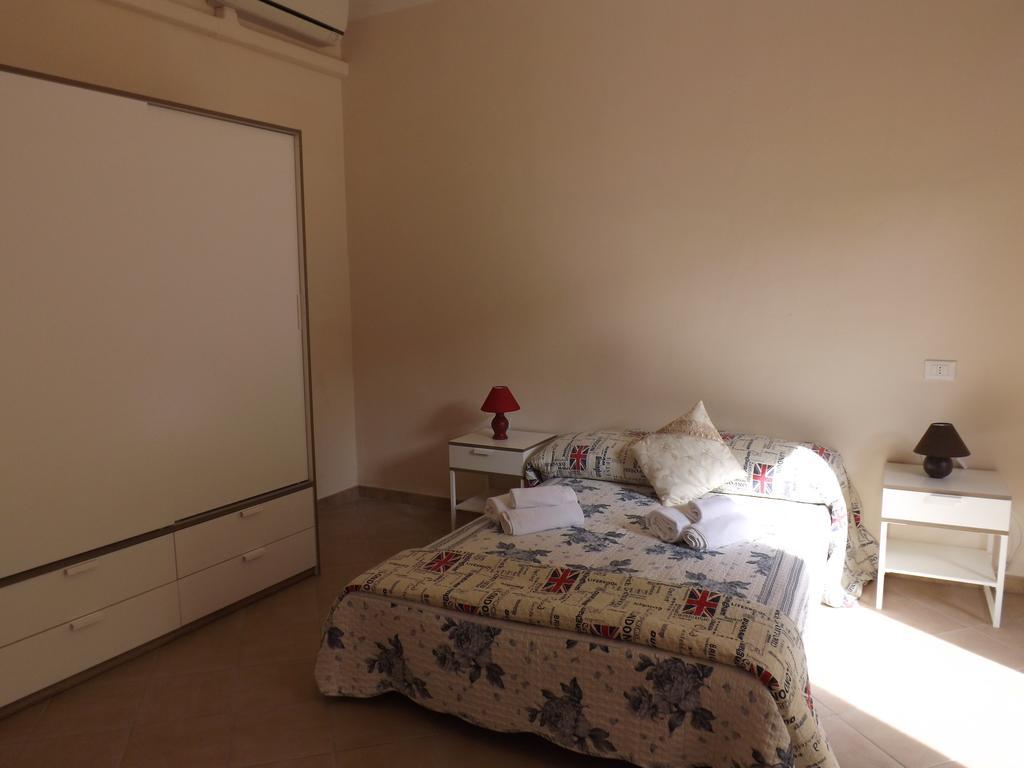 مونتيكاتيني تيرمي B&B Central Toma المظهر الخارجي الصورة