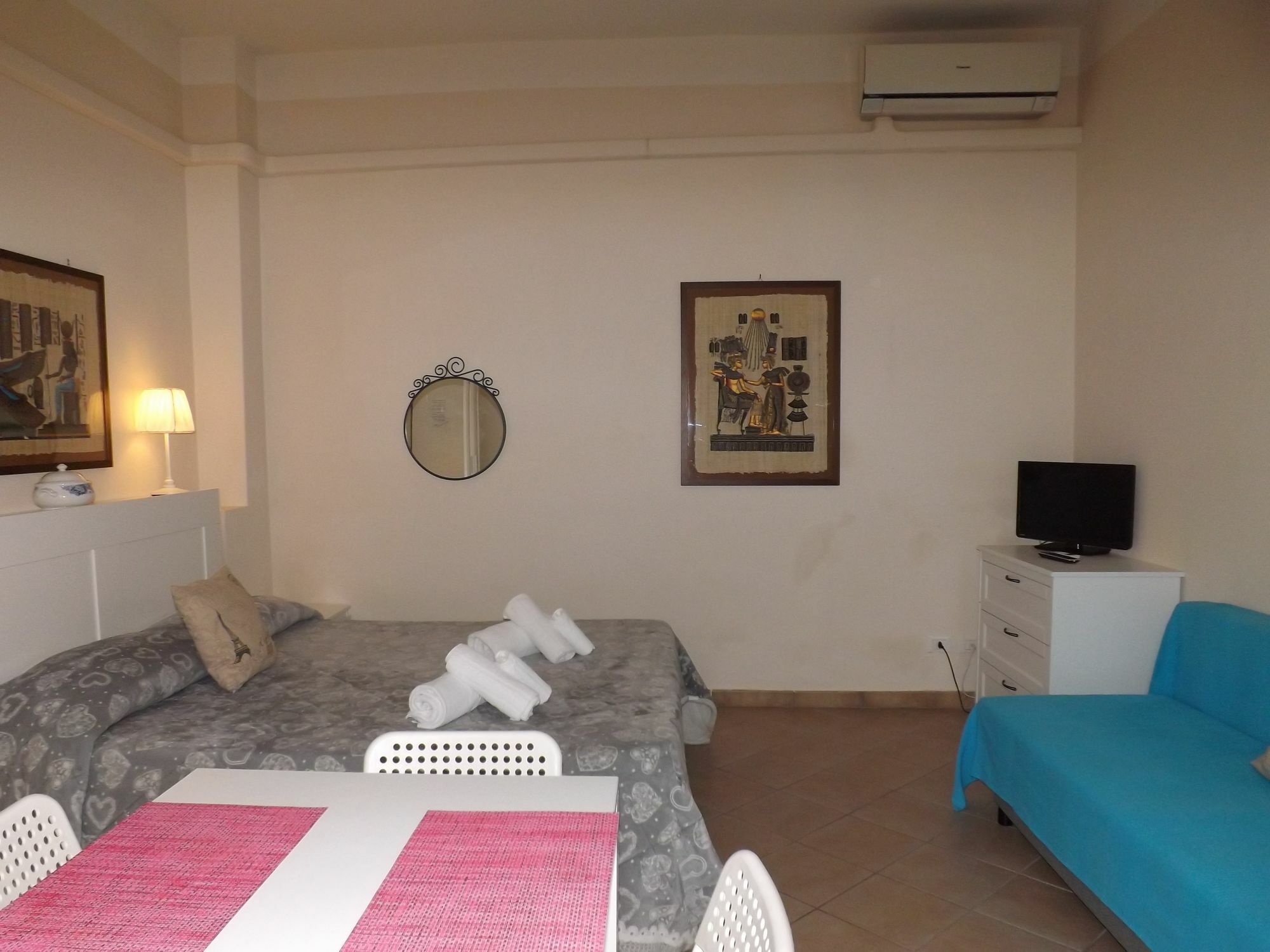 مونتيكاتيني تيرمي B&B Central Toma المظهر الخارجي الصورة